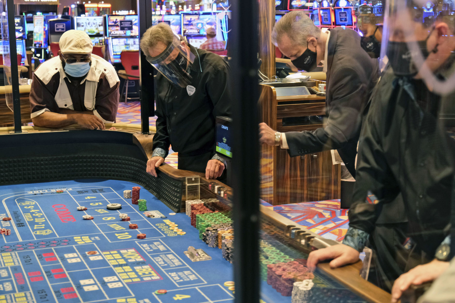 Online Casino Fears Dying